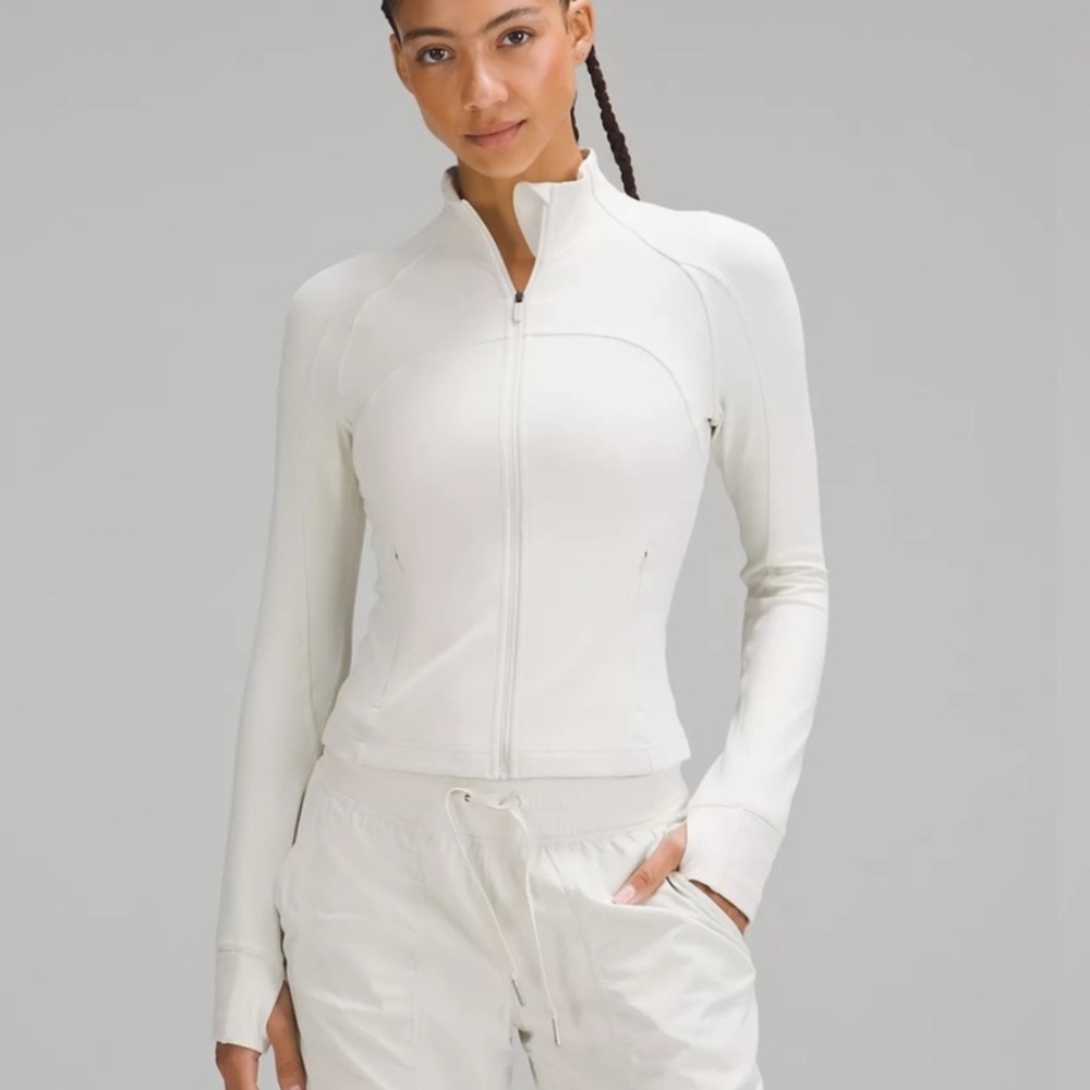 ISO LULULEMON BONE CROPPED DEFINE JACKET